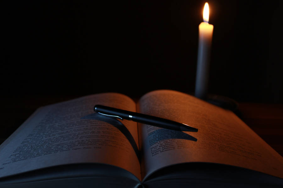 Study 4k With Candle Wallpaper