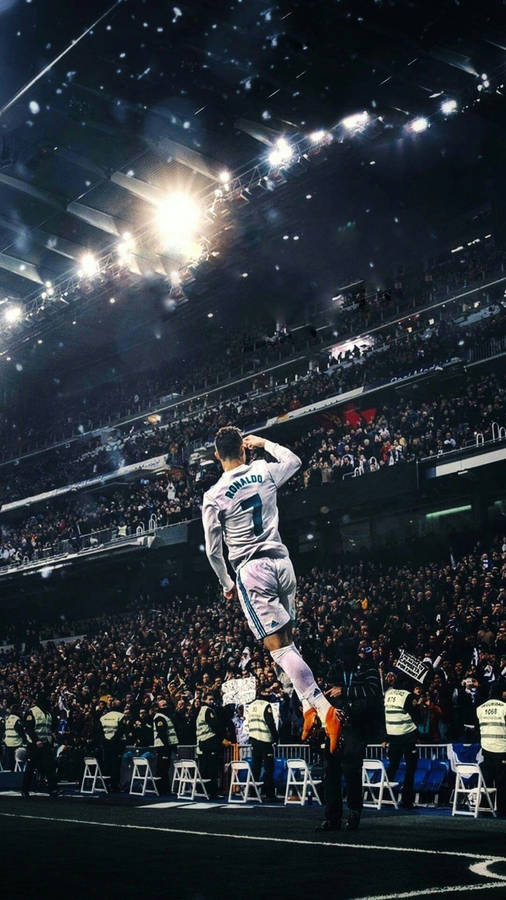 Stunning Cristiano Ronaldo Iphone Wallpaper