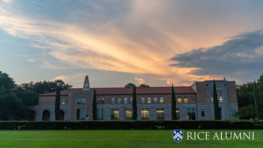 Stunning View Of Anderson Hall At Rice University. Wallpaper