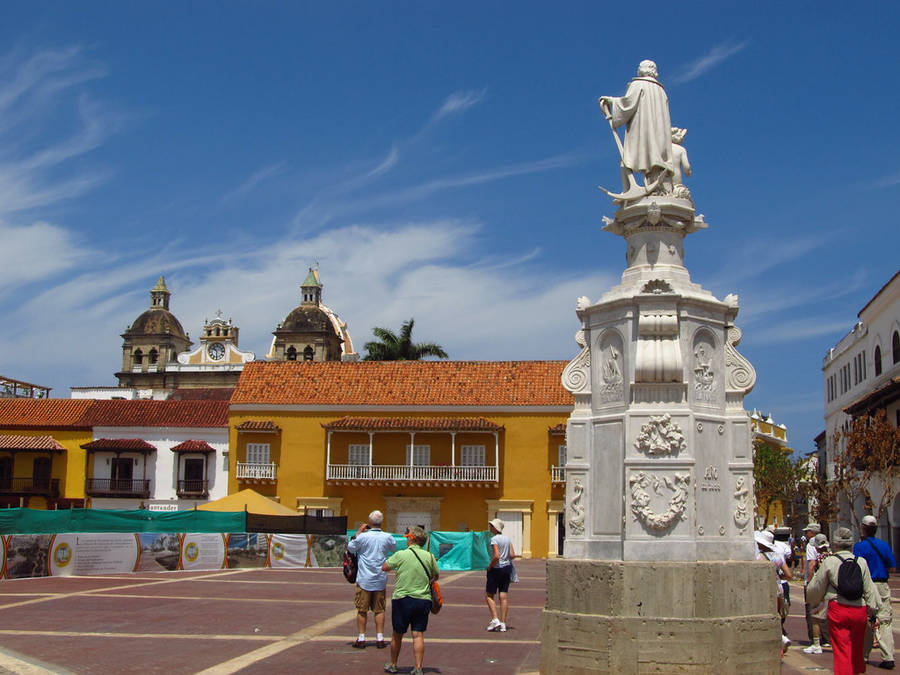 Stunning View Of Plaza De La Aduana In Cartagena Wallpaper