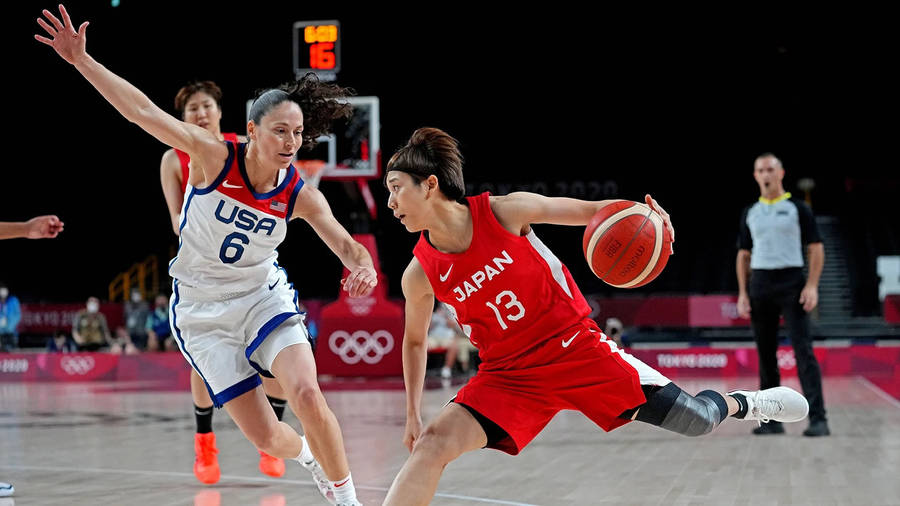 Sue Bird Vs Rui Machida Wallpaper