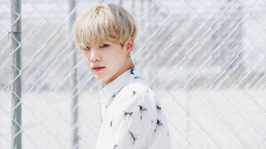 Suga Bts With Platinum Blonde Hair Wallpaper