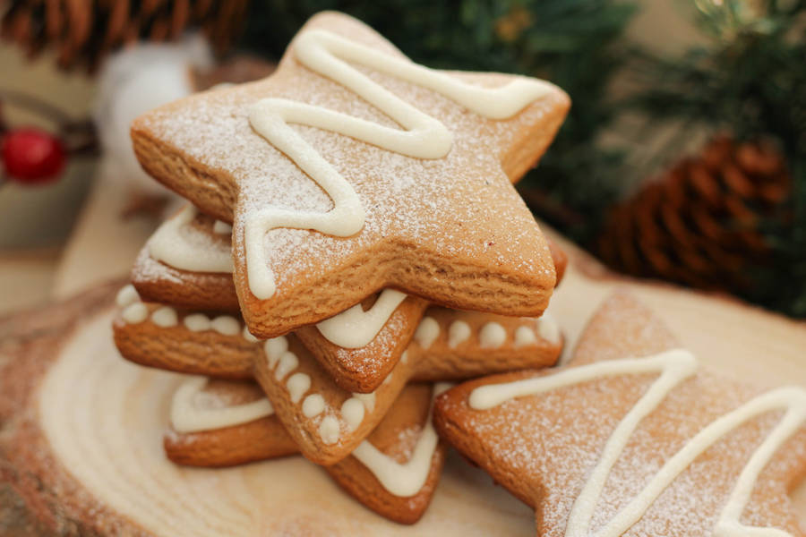 Sugar Coated Star Gingerbreads Wallpaper