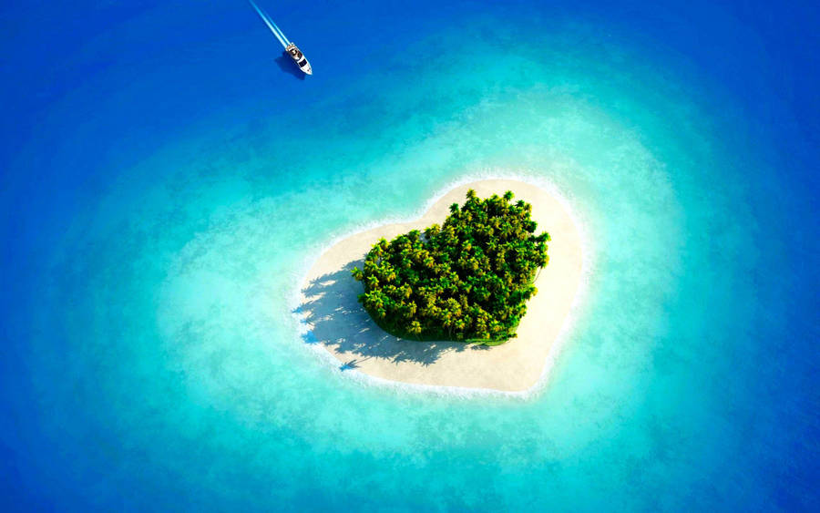 Summer Season Heart Shape Island Wallpaper
