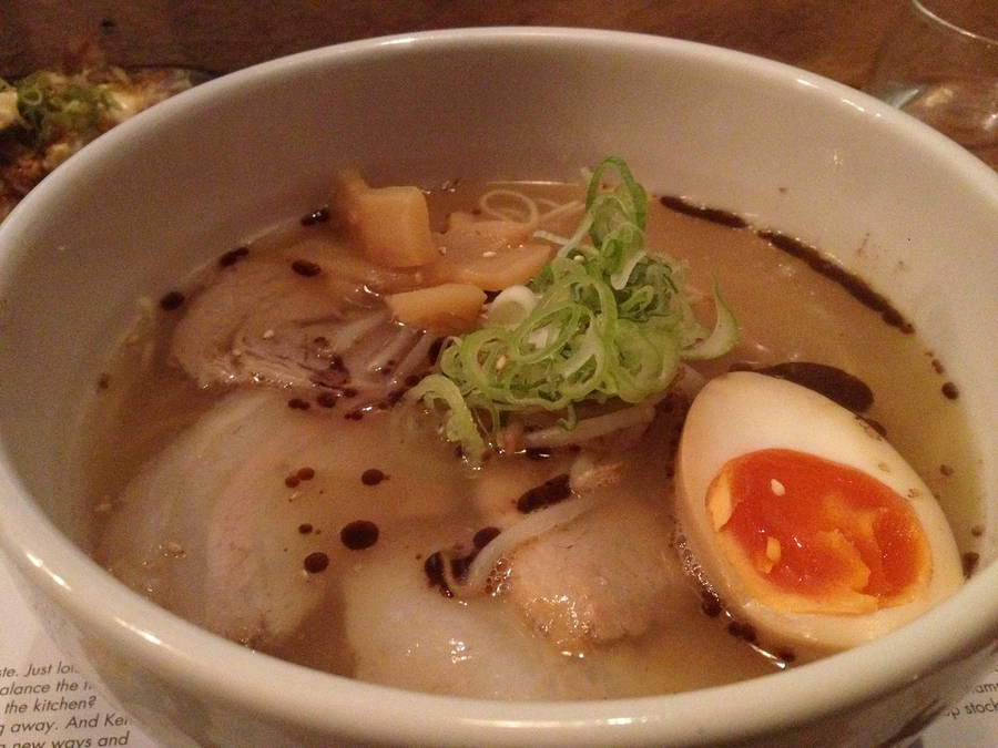 Sumptuous Hakata Ramen With Black Garlic Oil Wallpaper