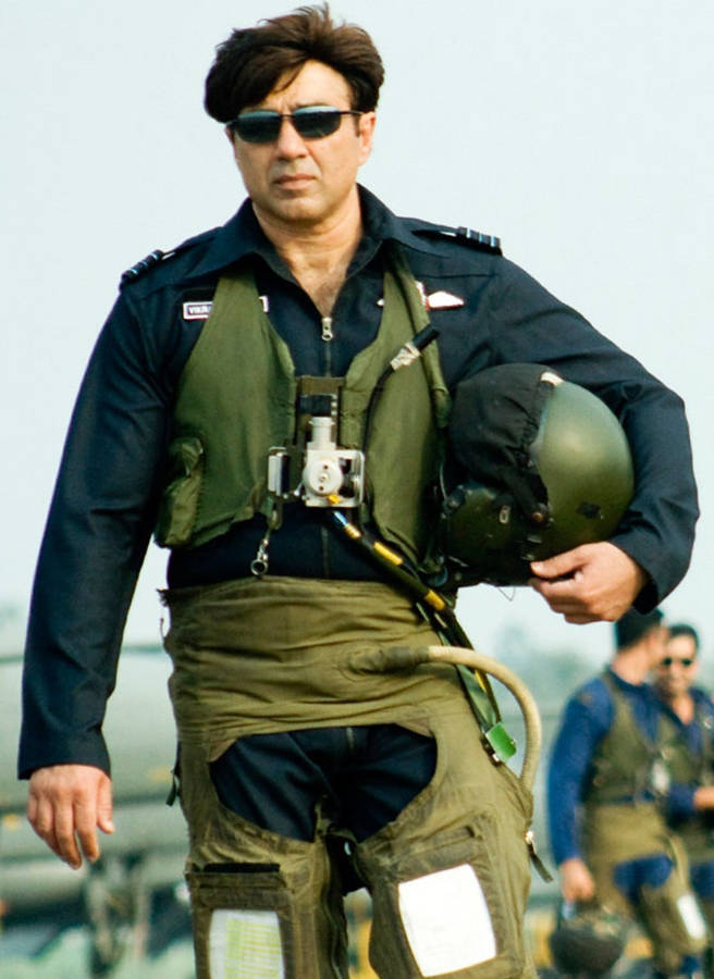 Sunny Deol In Pilot Costume Wallpaper