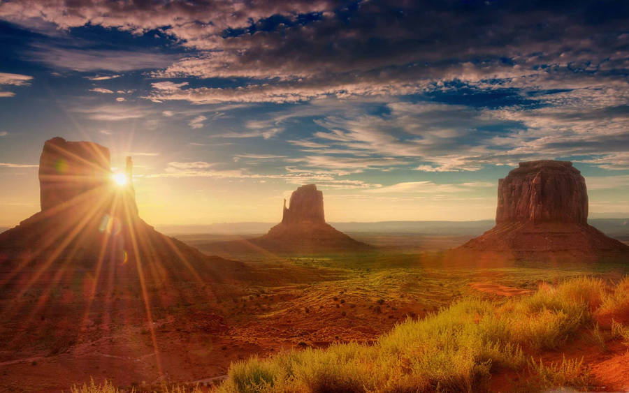 Sunrise At Monument Valley Wallpaper