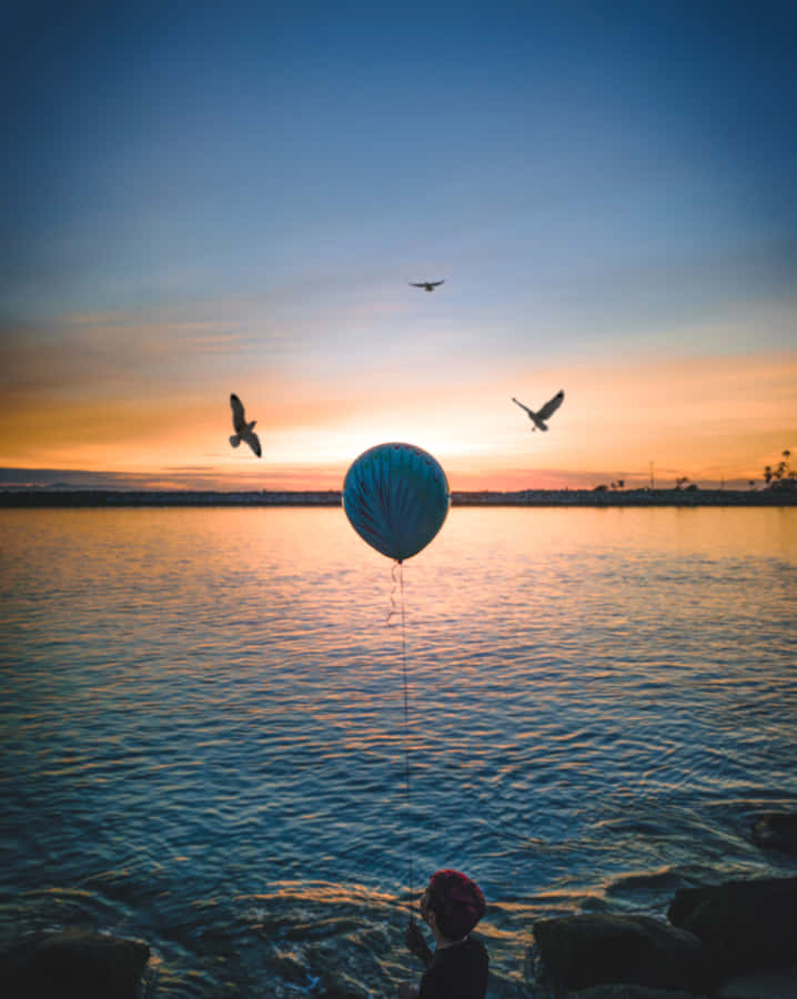 Sunset Balloon Child Seashore Wallpaper