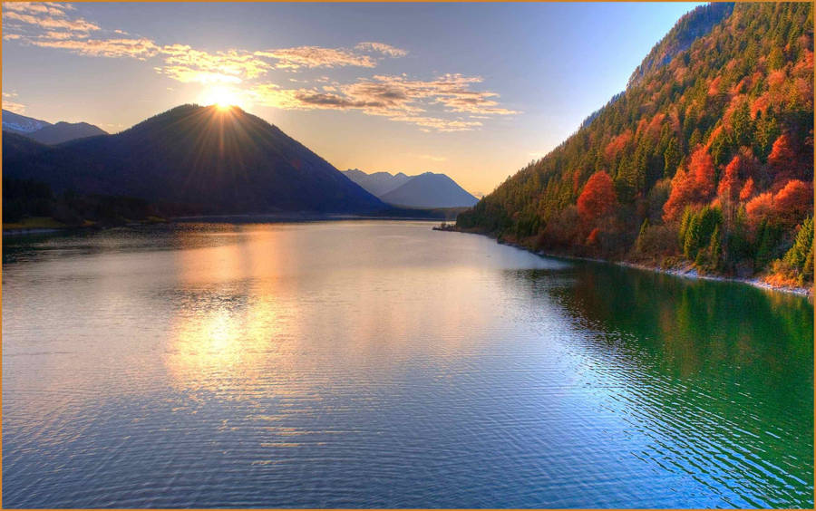 Sunset In Lake Macbook Wallpaper