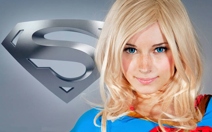 Superwoman Close Up Wallpaper