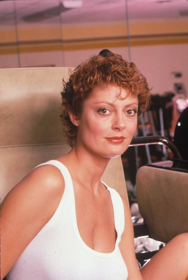 Susan Sarandon American Actress And Activist Wallpaper