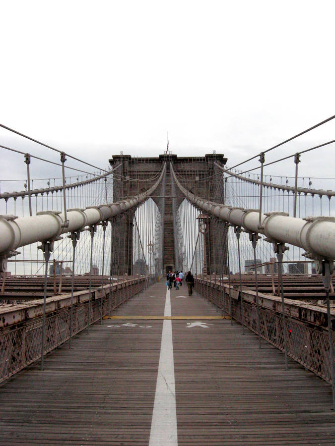 Suspenders At The Brooklyn Bridge Wallpaper