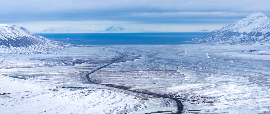 Svalbard Coal Mine 3 Wallpaper