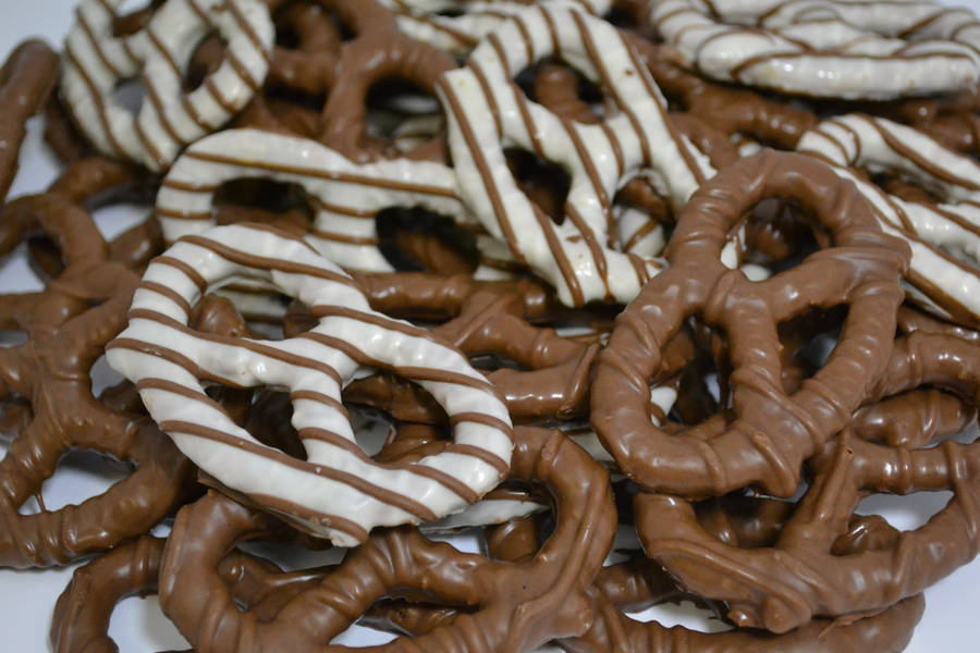 Sweet Pretzels Wallpaper