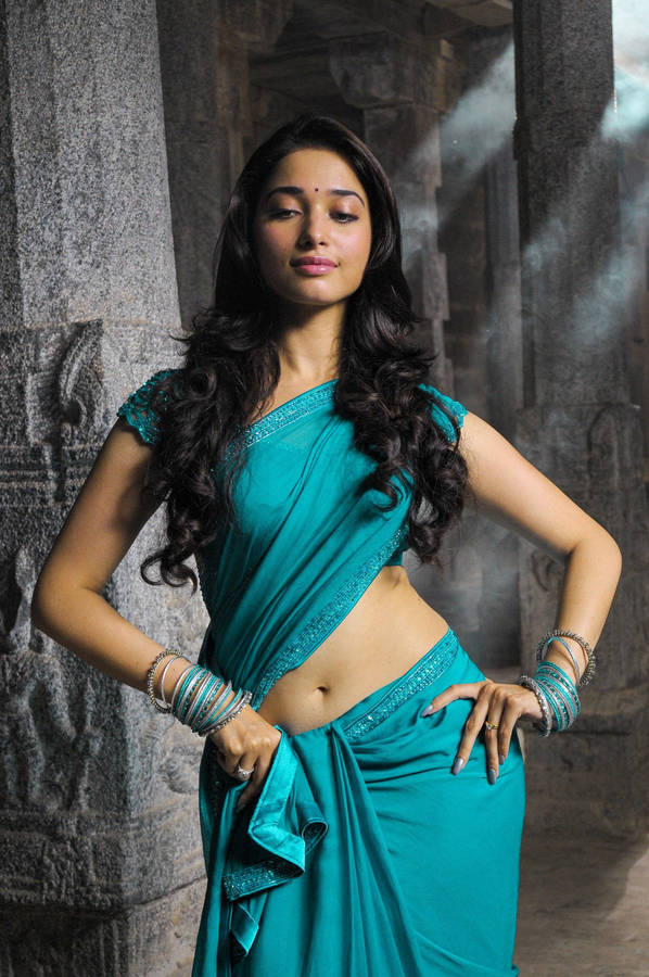 Tamanna Hd Siruthai Movie Still Wallpaper