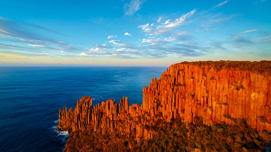 Tasmania Reddish Cliffs Wallpaper