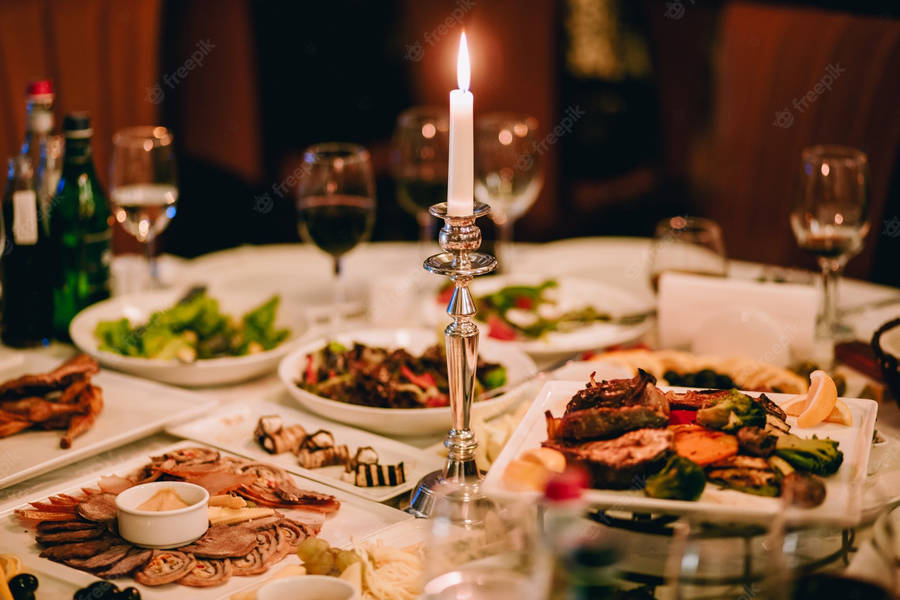 Tasty Candle-lit Dinner Wallpaper