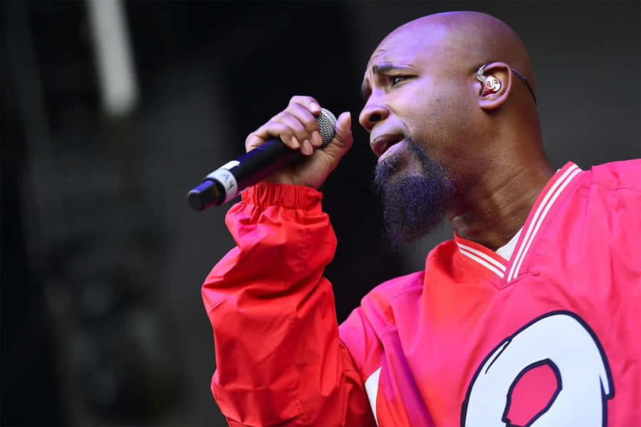 Tech N9ne Performing Live Wallpaper