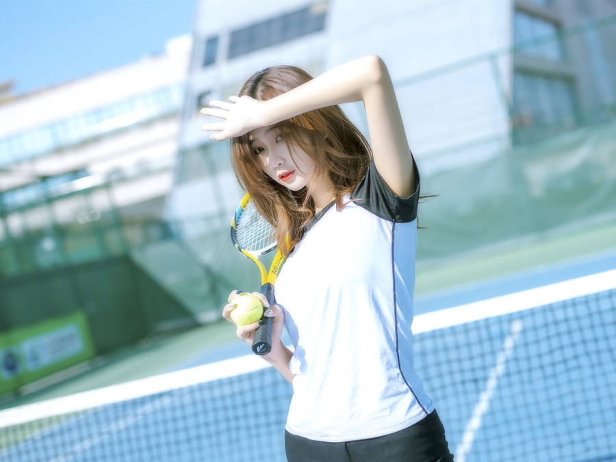 Tennis-playing Chinese Woman Wallpaper