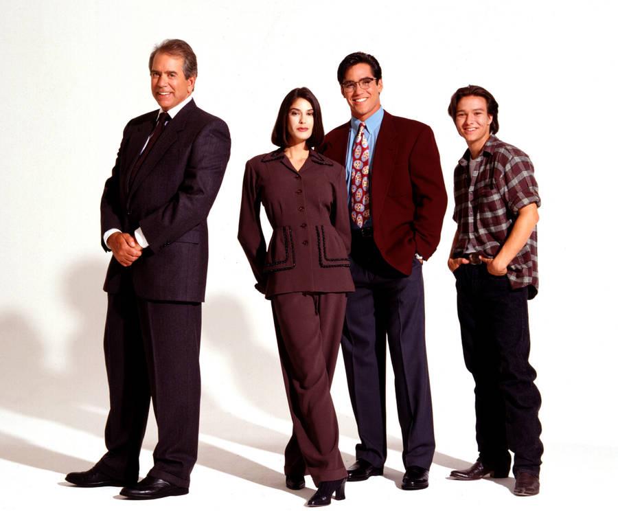 Teri Hatcher Dean Cain Clark Kent Wallpaper