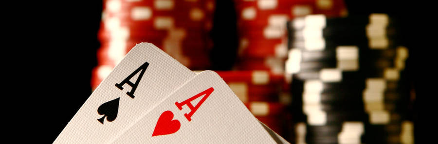 Texas Hold'em Heart And Spade Wallpaper