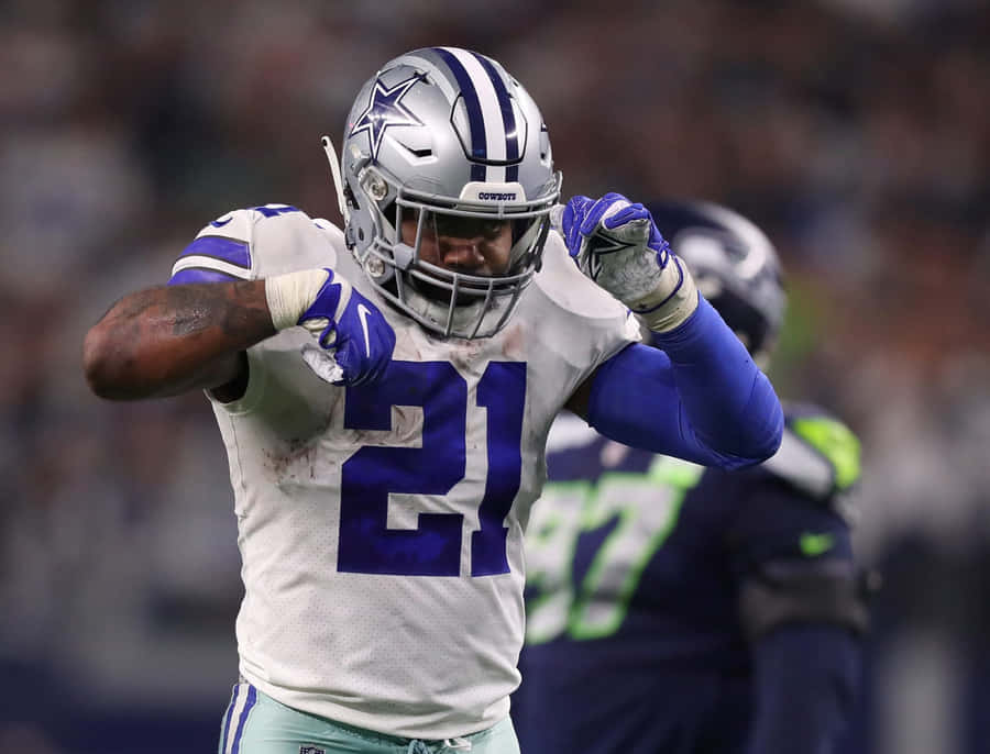 The Dallas Cowboys Star Running Back: Ezekiel Elliott Wallpaper