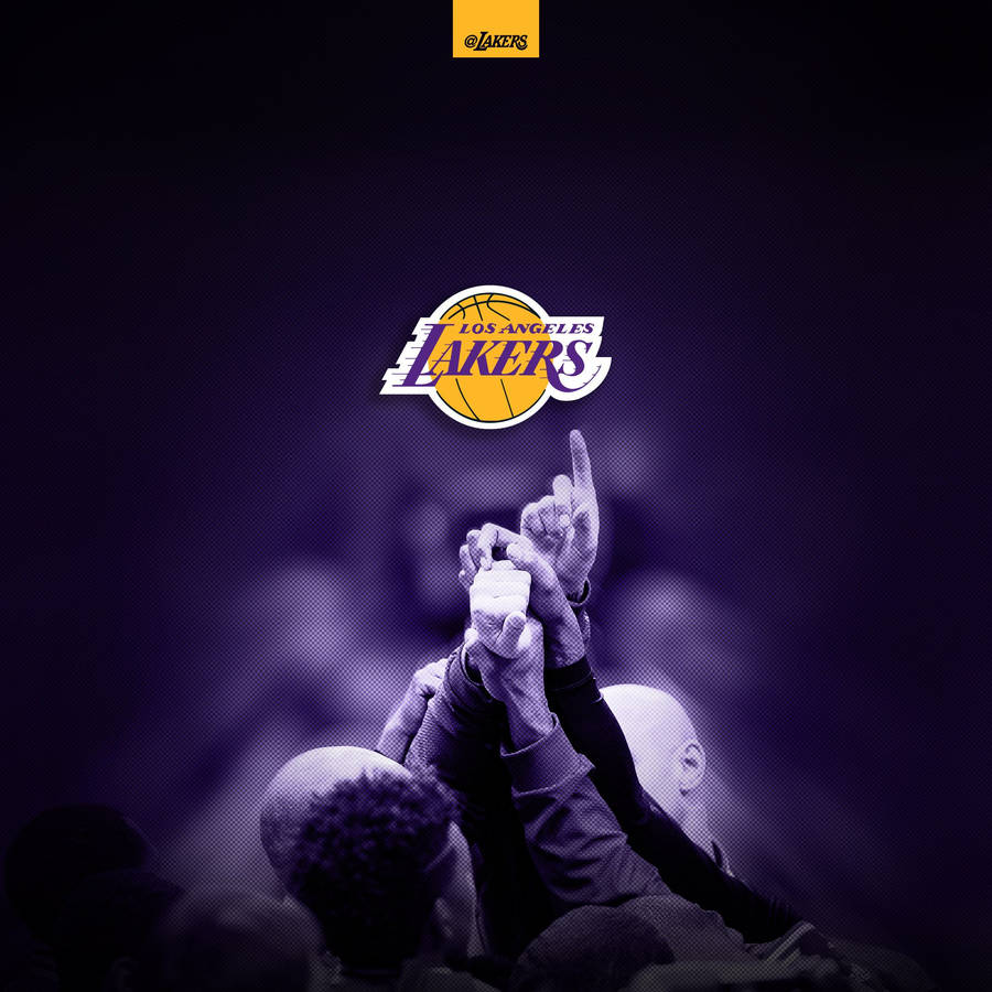 The Los Angeles Lakers Focused On Teamwork Wallpaper