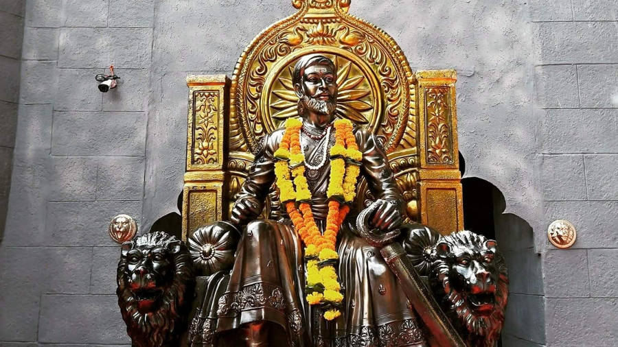 The Majestic Bronze Statue Of Chhatrapati Shivaji Maharaj Wallpaper