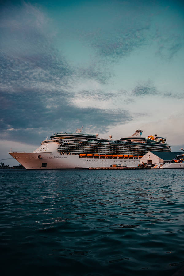 The Mariner Cruise Ship Wallpaper