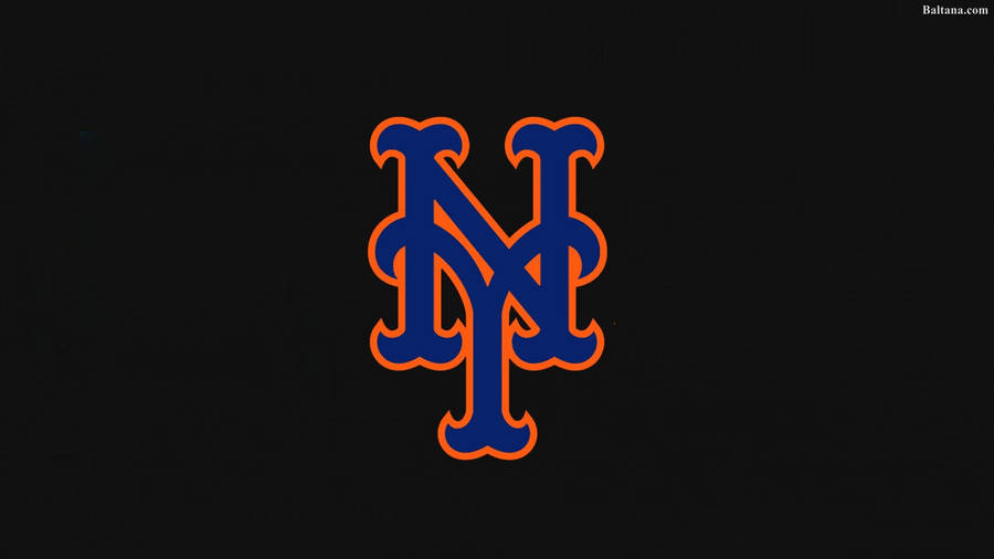 The Spirited New York Mets Player In Action Wallpaper