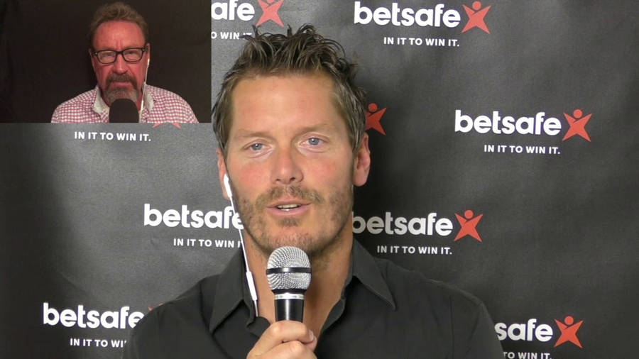 Thomas Enqvist During An Interview Wallpaper