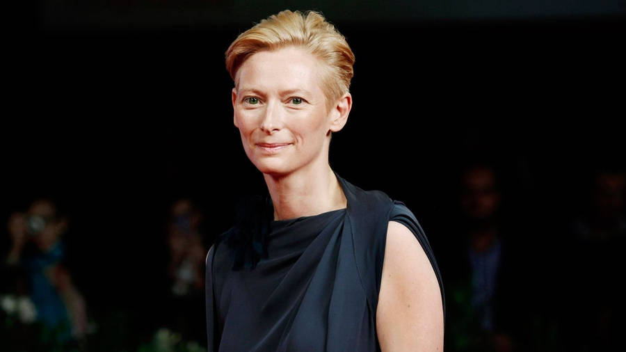 Tilda Swinton British Actress Black Wallpaper