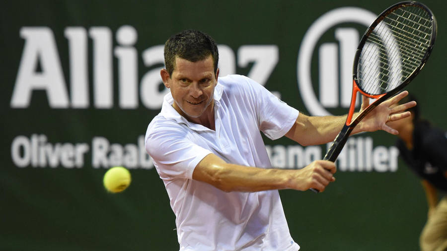 Tim Henman Receiving Ball Wallpaper