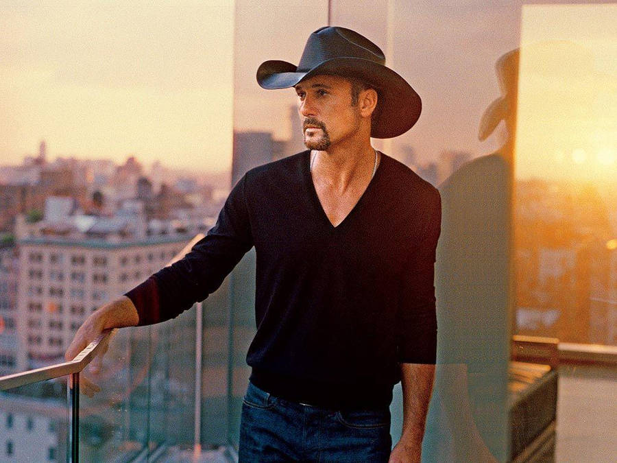 Tim Mcgraw On Glass Building Wallpaper