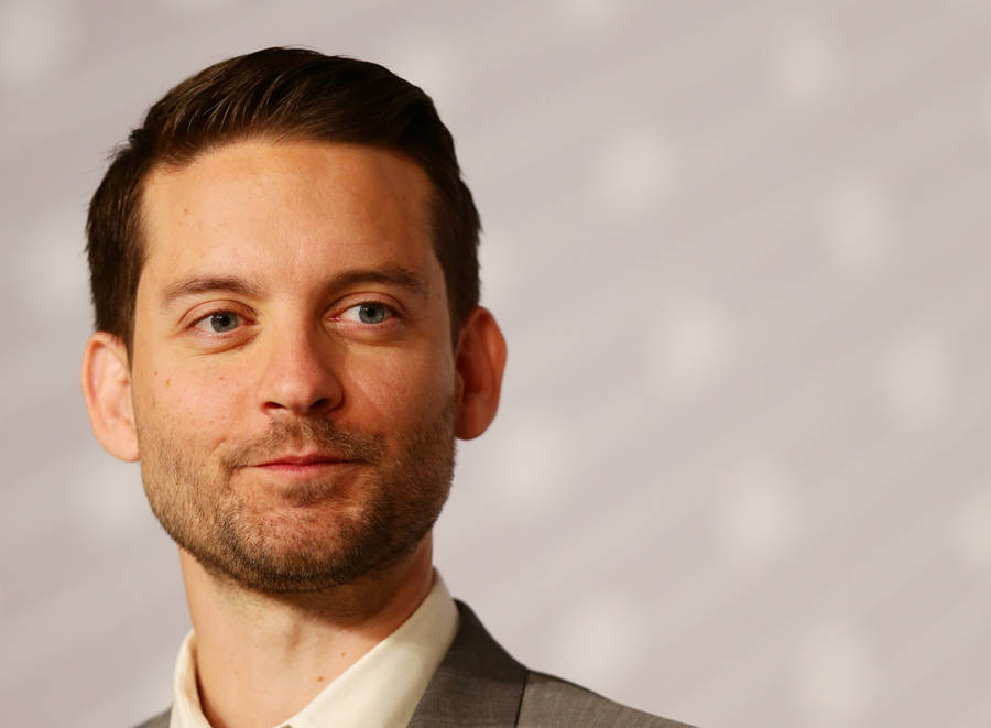 Tobey Maguire American Actor Wallpaper