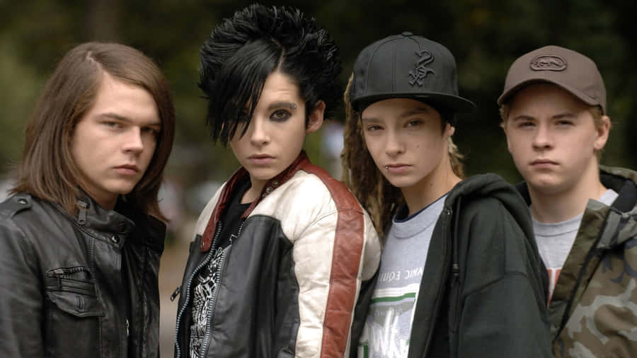 Tokio Hotel Band Members Outdoors Wallpaper