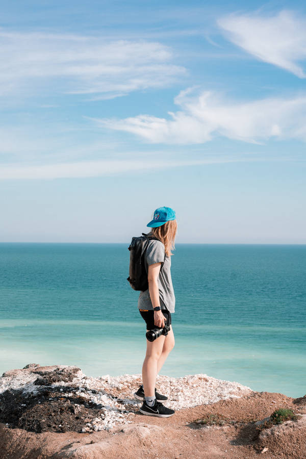 Tomboy Cool Traveler Wallpaper