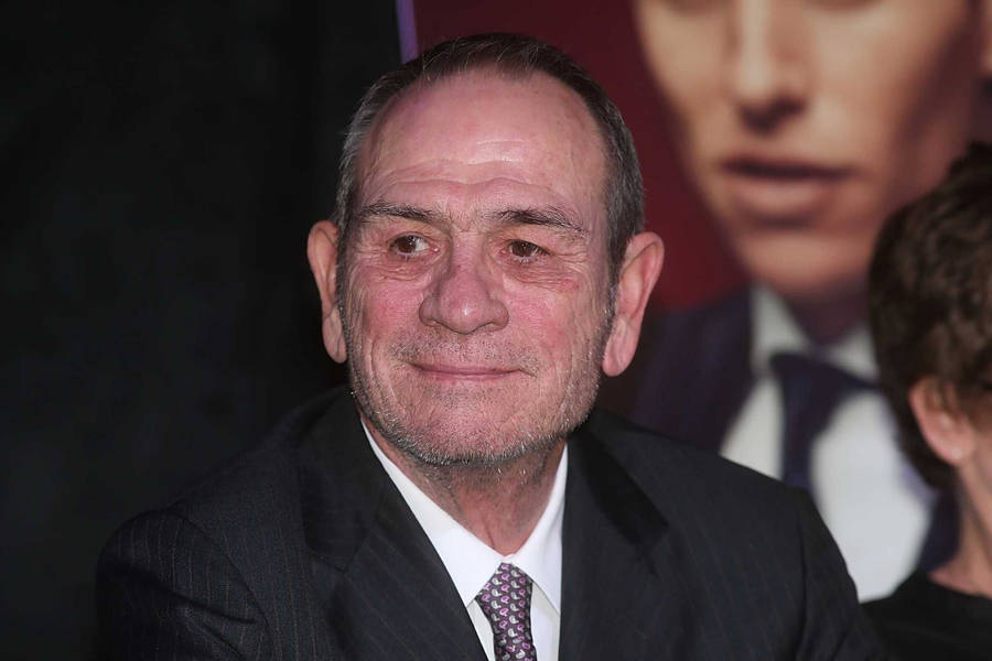 Tommy Lee Jones Grinning Faintly Wallpaper