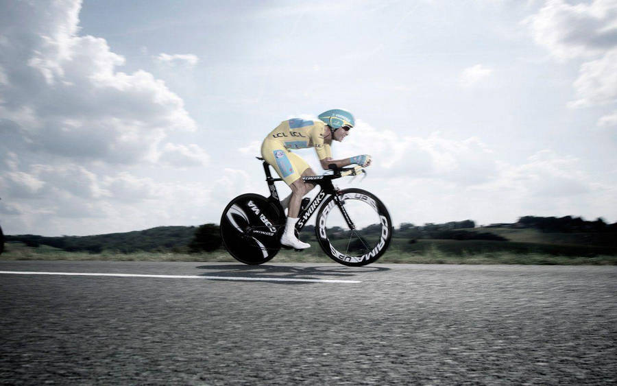 Tour De France Solo Biker Wallpaper