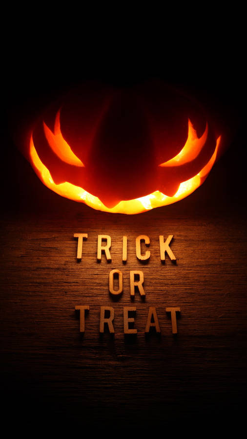 Trick Or Treat Glowing Lantern Wallpaper