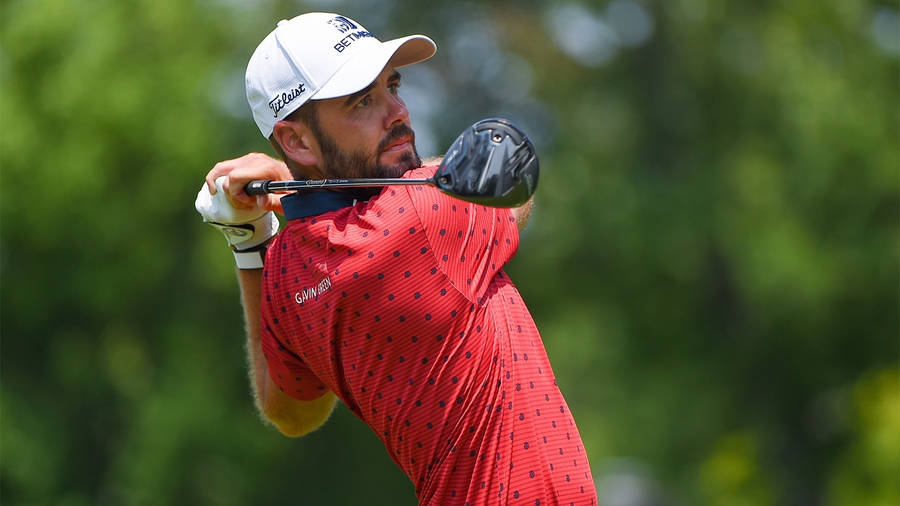 Troy Merritt Golf Pose Wallpaper