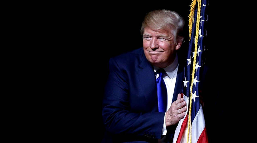 Trump Flag Day Hug Wallpaper