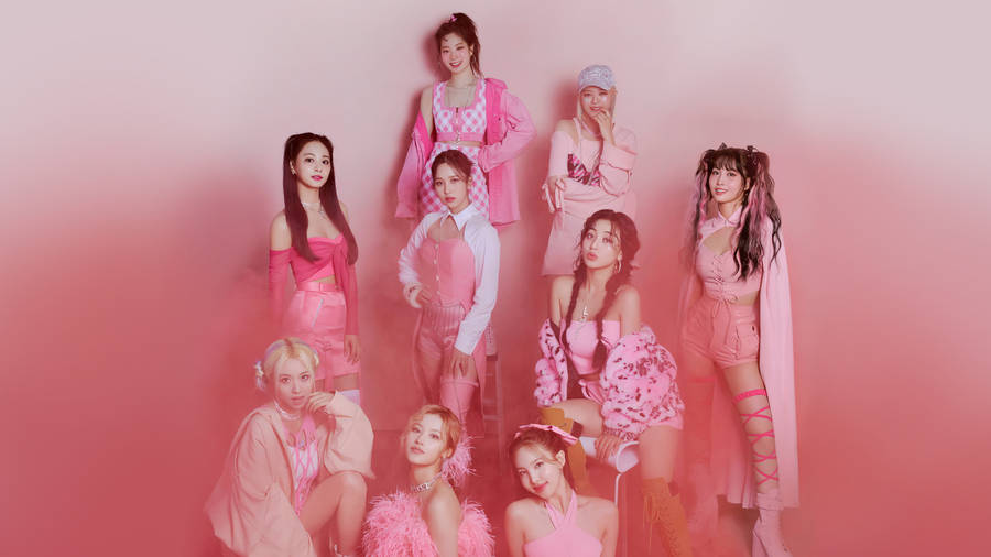 Twice 4k Smokey Pink Gradient Backdrop Wallpaper