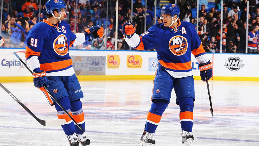 Two Players Of New York Islanders Wallpaper