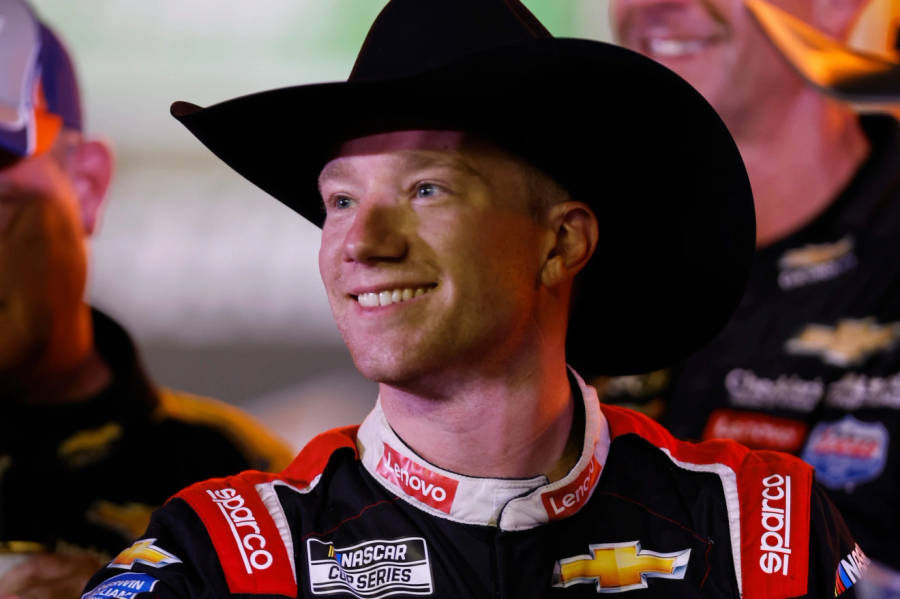 Tyler Reddick Wearing A Cowboy Hat Wallpaper