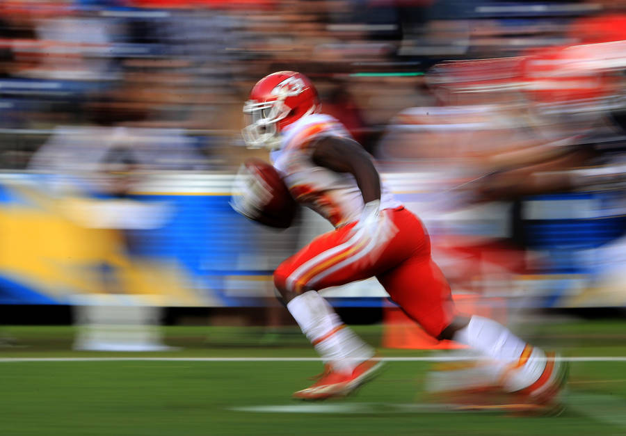 Tyreek Hill Blur Effect Wallpaper