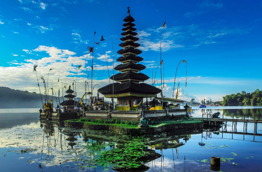 Ulun Danu Beratan Temple Indonesia Wallpaper