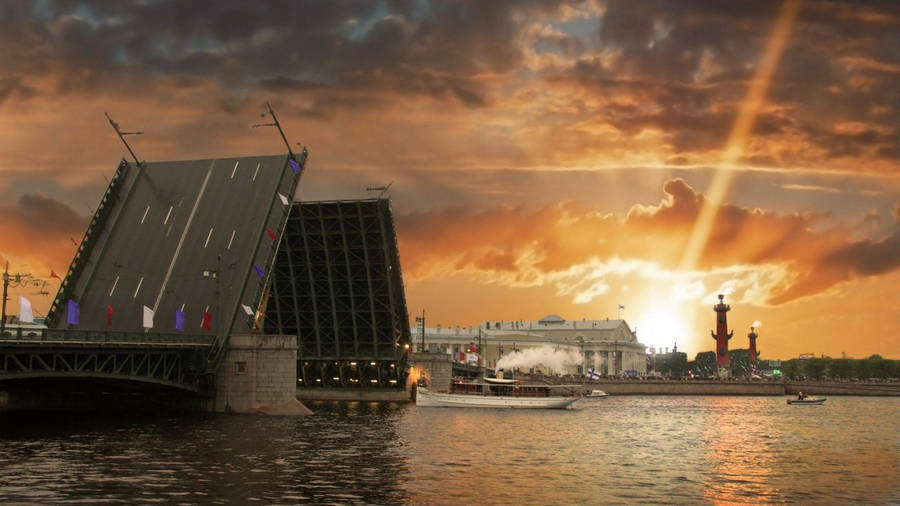 Unique Drawbridge In St. Petersburg Wallpaper