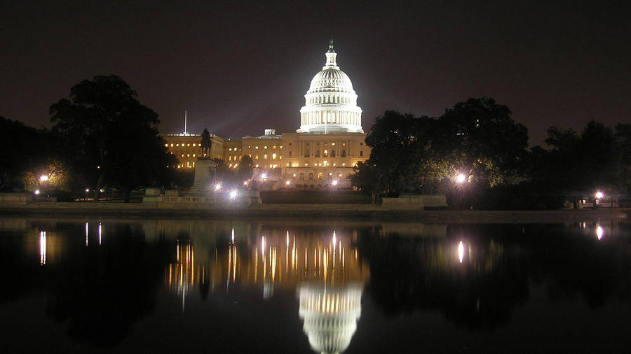 United States Capitol Reflecting Wallpaper