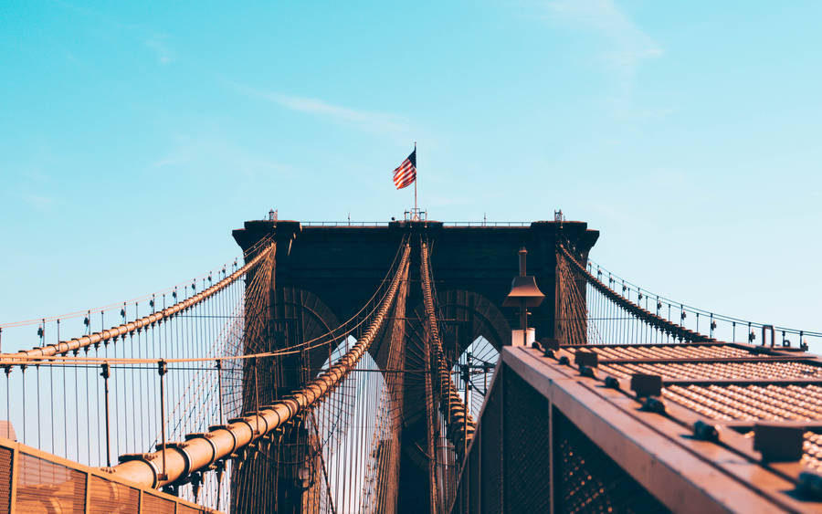 Us Flag On Brooklyn Bridge Wallpaper